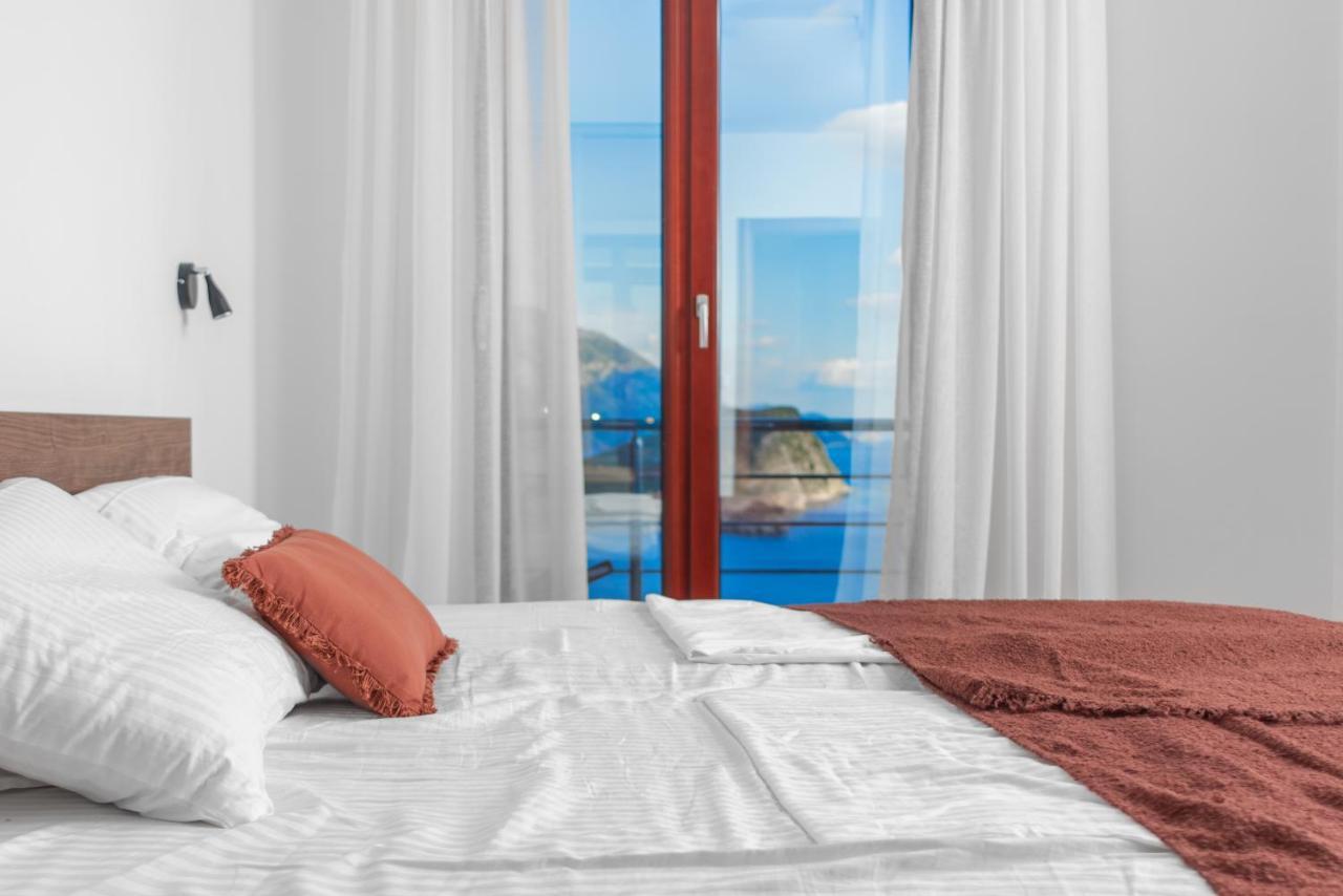 Vidikovac Marble House Budva